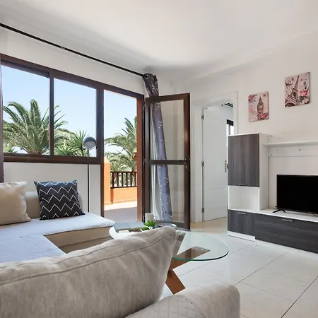 Semesterbostad Oasis Royal E204 *