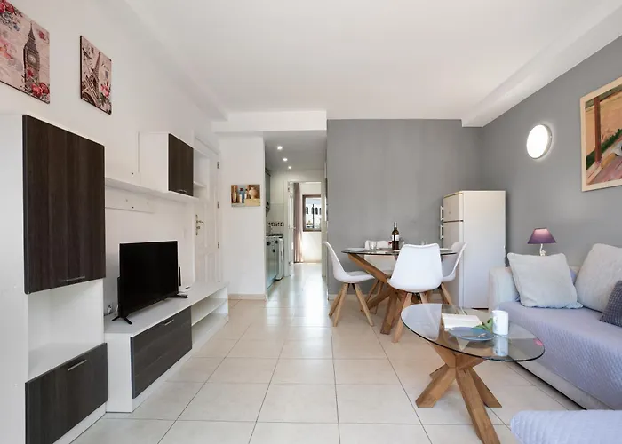 Oasis Royal E204 Casa vacanze *