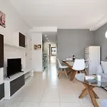 Holiday home Oasis Royal E204 *